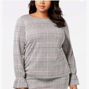 Nine West 2x plaid top